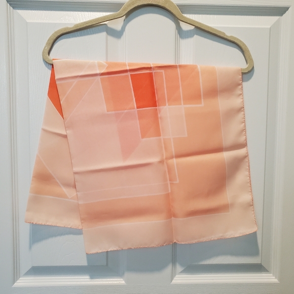 Valentina Fiore Accessories - Vintage Valentina Fiore coral scarf made in Italy